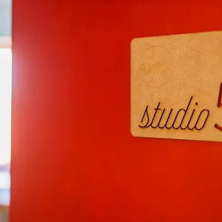 Victoria Studios @ Clerigos Porto Room photo